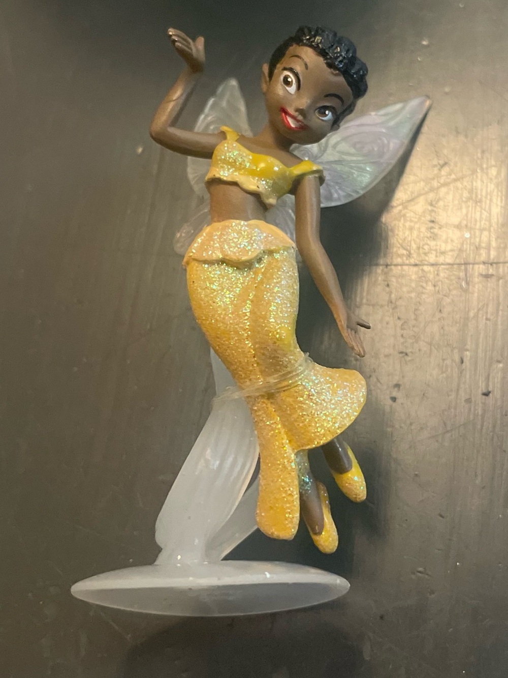 Tinkerbell Iridessa Yellow Glitter Fairy Figurine with Iridescent Wings VTG